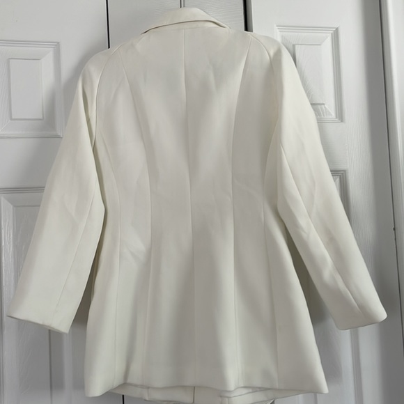 Jacket - Picture 4 of 6